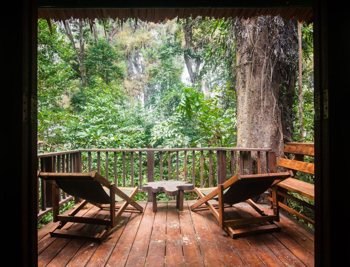 Отель Our Jungle House Khao Sok National Park Экстерьер фото